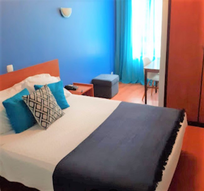 http://www.sabemais.pt/fich/ficheiros/image/Douro%20Hotel%20Imperio/quarto16.jpg