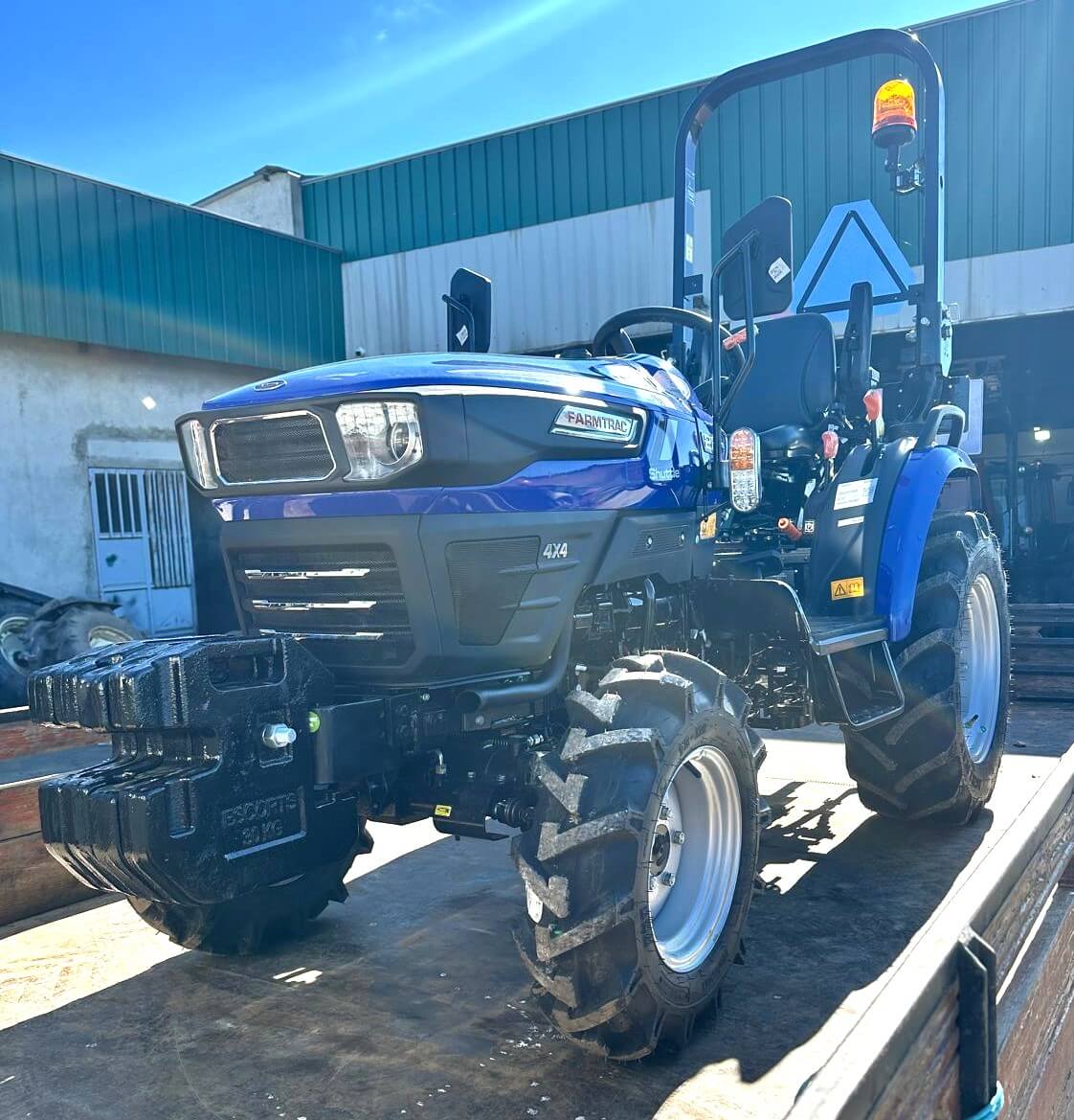 farmtrac6.jpg