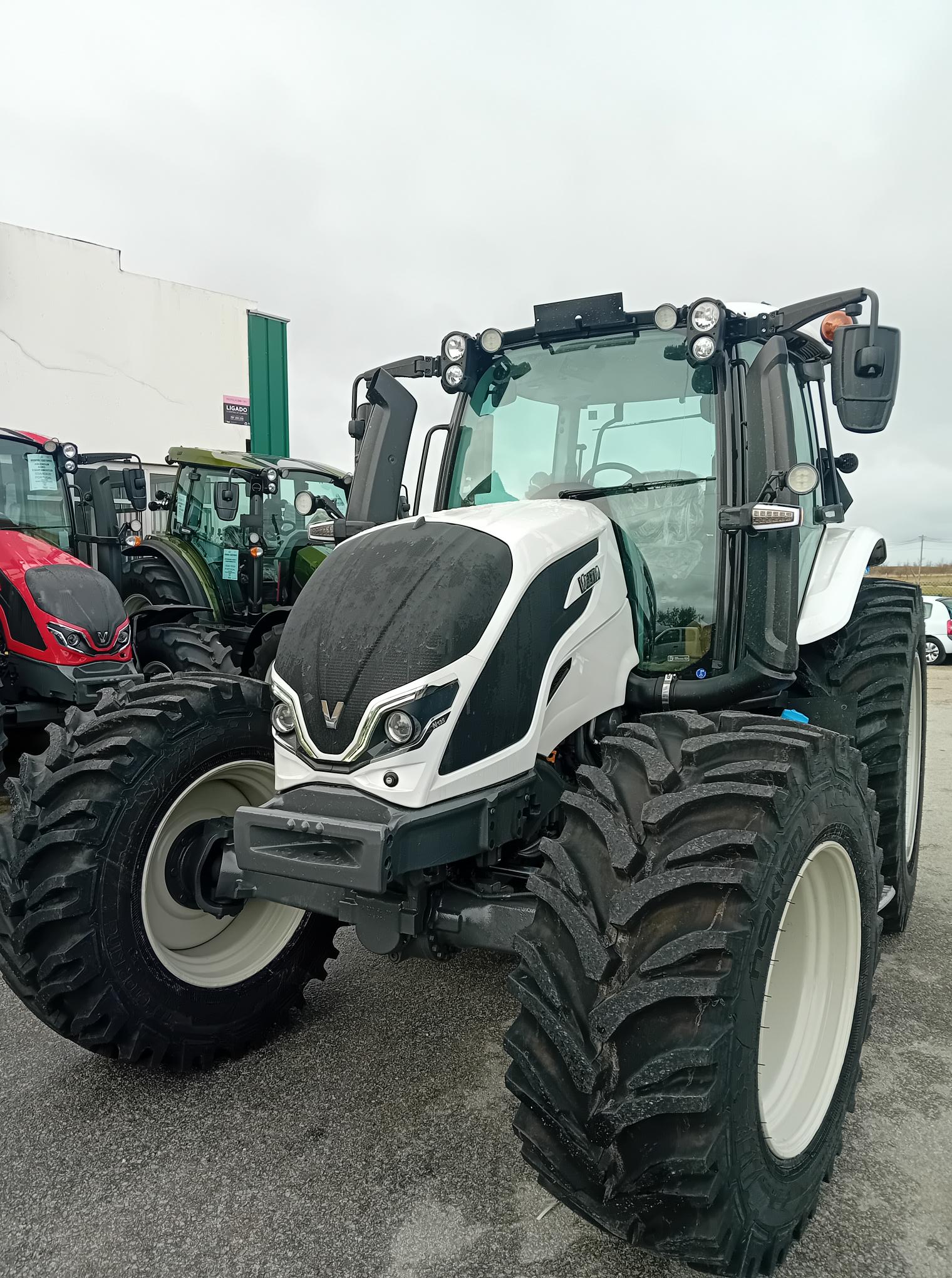 valtra10.jpg