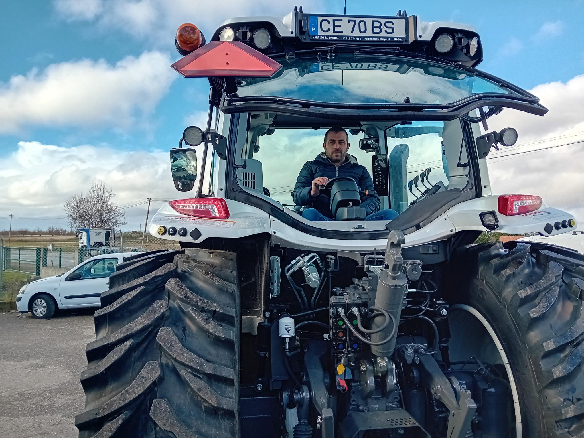 valtra5.jpg