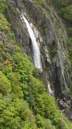 http://www.sabemais.pt/fich/ficheiros/image/Quinta_do_Pomarinho_Teresa_Paula/arouca-geopark.jpg