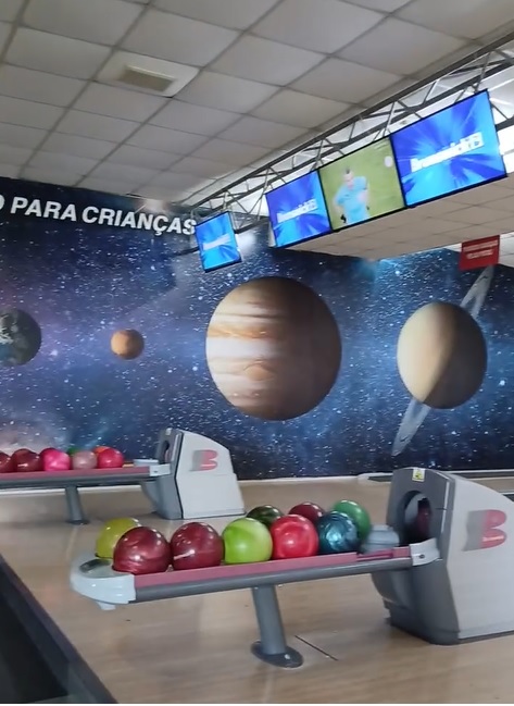bowling262.jpg