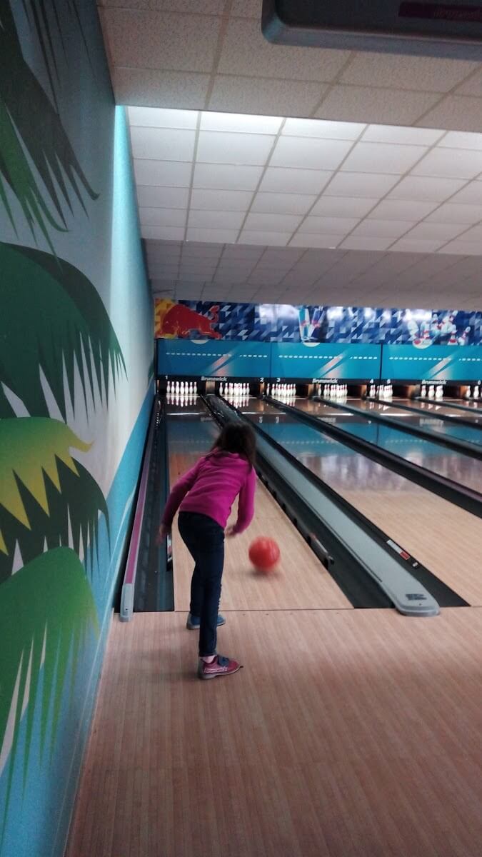 bowling4.jpg